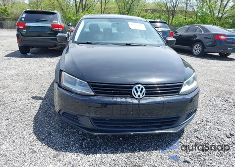 2011 Volkswagen Jetta 2.0L S из США, поврежденный, VIN 3VW2K7AJ0BM052633